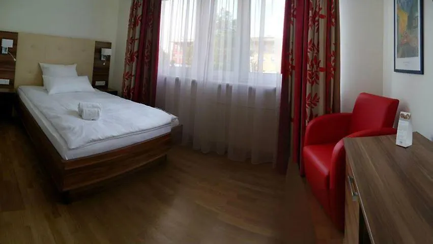 Hotel Boarding House Holledau Inn Schweitenkirchen