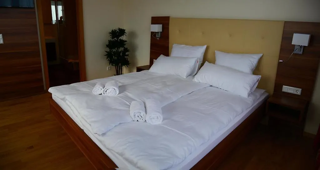 Boarding House Holledau Inn Schweitenkirchen Germania
